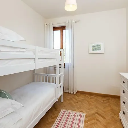 别墅 Castroncello Sleeps 6 Pool Air Con Wifi