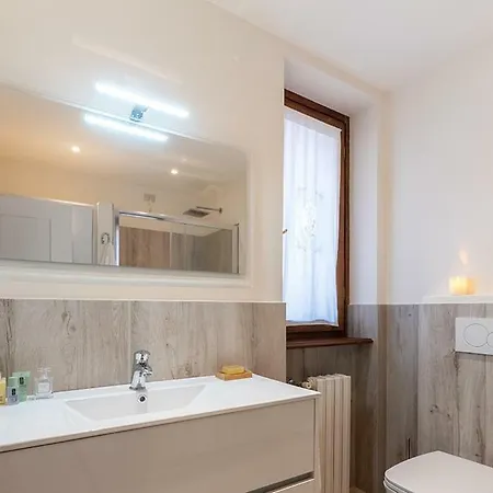 Castroncello Sleeps 6 Pool Air Con Wifi *